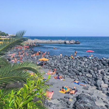 La Casa Di Iside A Mare Apartment Catania Bagian luar foto